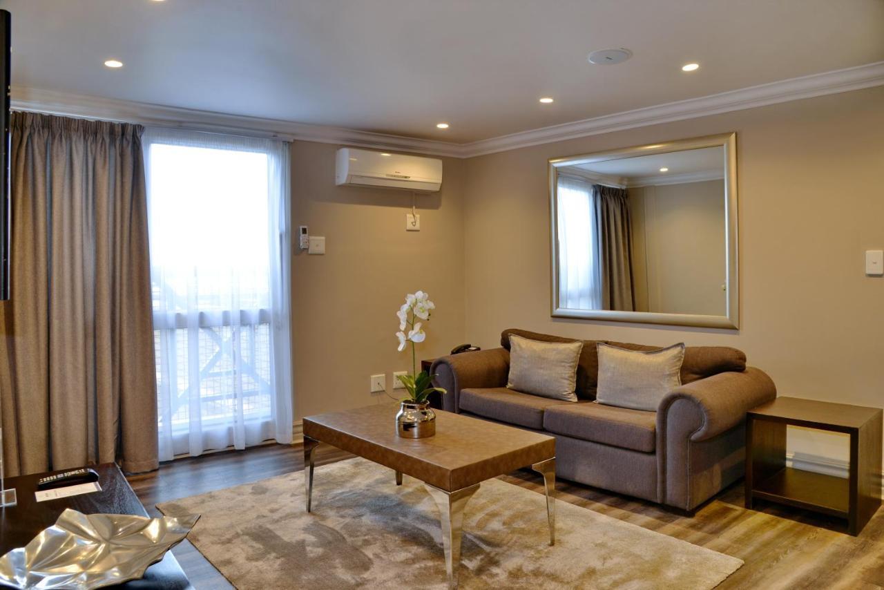 Anew Hotel Centurion Pretoria Ngoại thất bức ảnh
